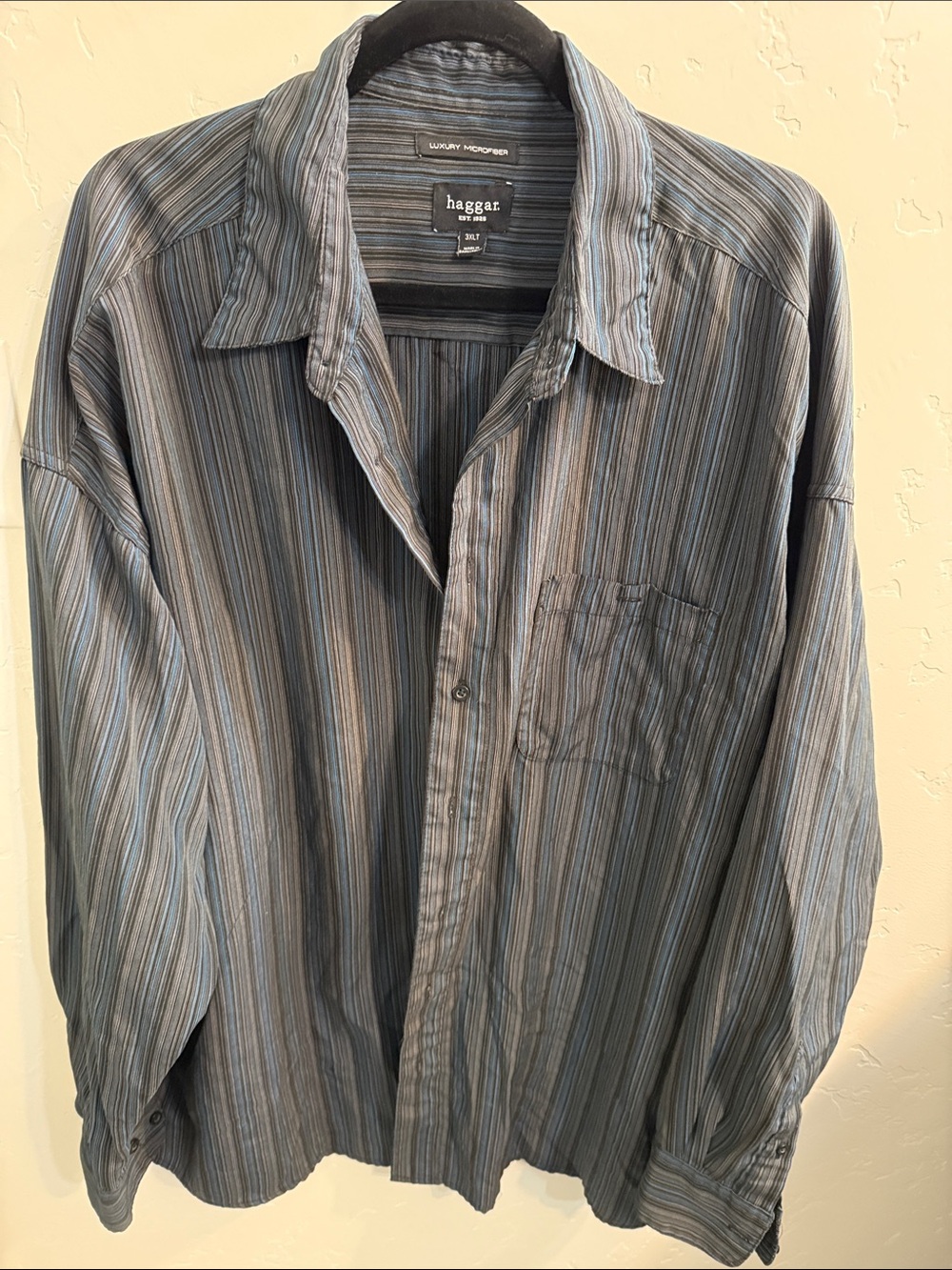 Haggar Striped Long-Sleeve Button-Down Shirt in Blue and Gray